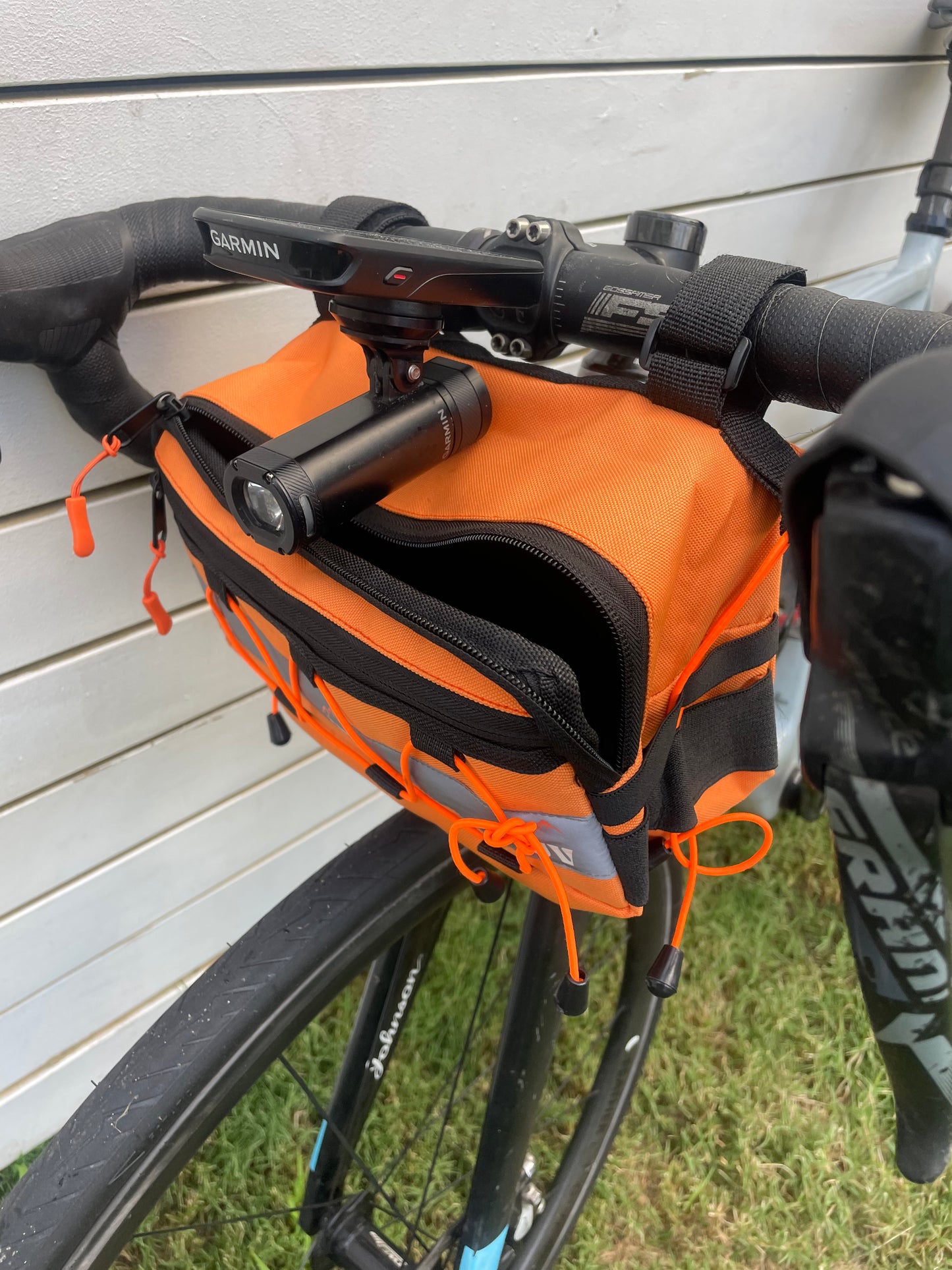 NOMAD Bar Bag by Unbound Velo